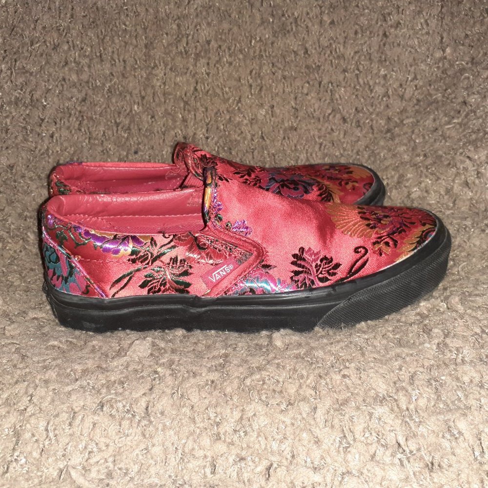 VANS-Classic Slip-On Festival Satin-Red-Size 5.5-Excellent - Picture 4 of 7